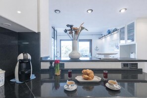Interior - Il Vecchio Faro 66, Porto San Paolo, Italy (Porto San Paolo)