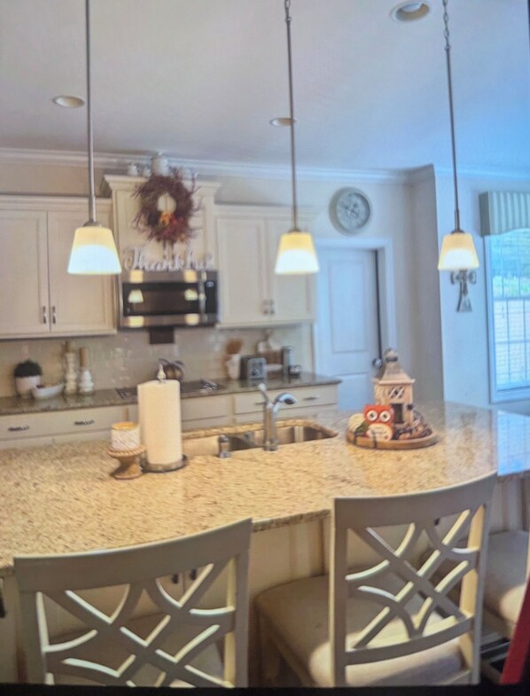 Private kitchen - Charming four bedroom two bath in Little Elm,TX (Little Elm)