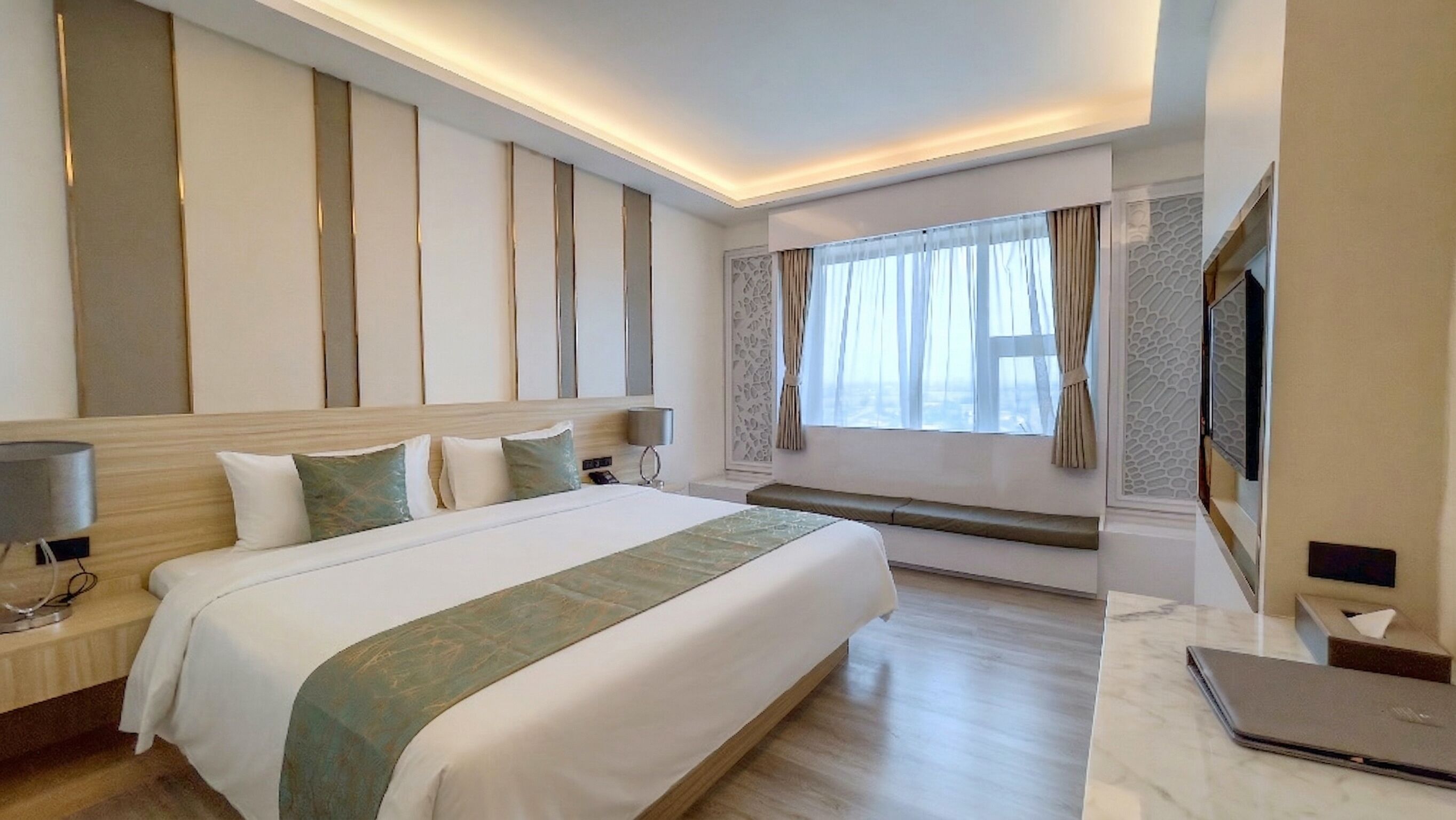 Deluxe Double Room, City View