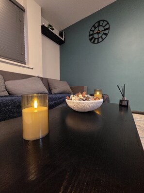 Interior - Modern City Centre Apartment | Balcony & Free Parking (Birmingham)