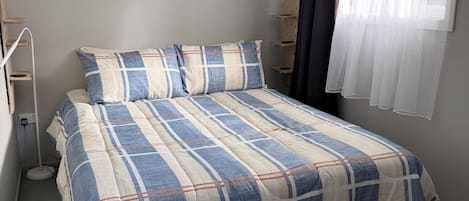 1 多间卧室、熨斗/熨衣板、WiFi、床单