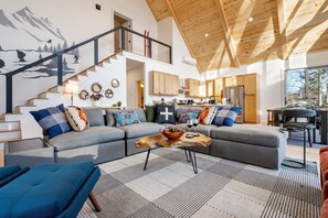 TV, fireplace - Deer Hill- Luxe Mountain Chalet Near Sunday River (Newry)