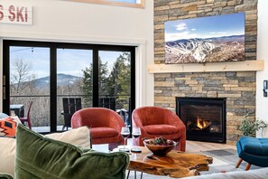 Interior - Deer Hill- Luxe Mountain Chalet Near Sunday River (Newry)