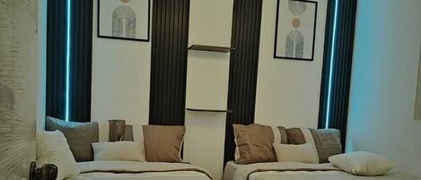 2 bedrooms, iron/ironing board, free WiFi, bed sheets