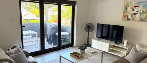 Deluxe Duplex | Living area