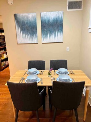 Dining - Beautiful 1 bedroom suite close to UBC (Vancouver)