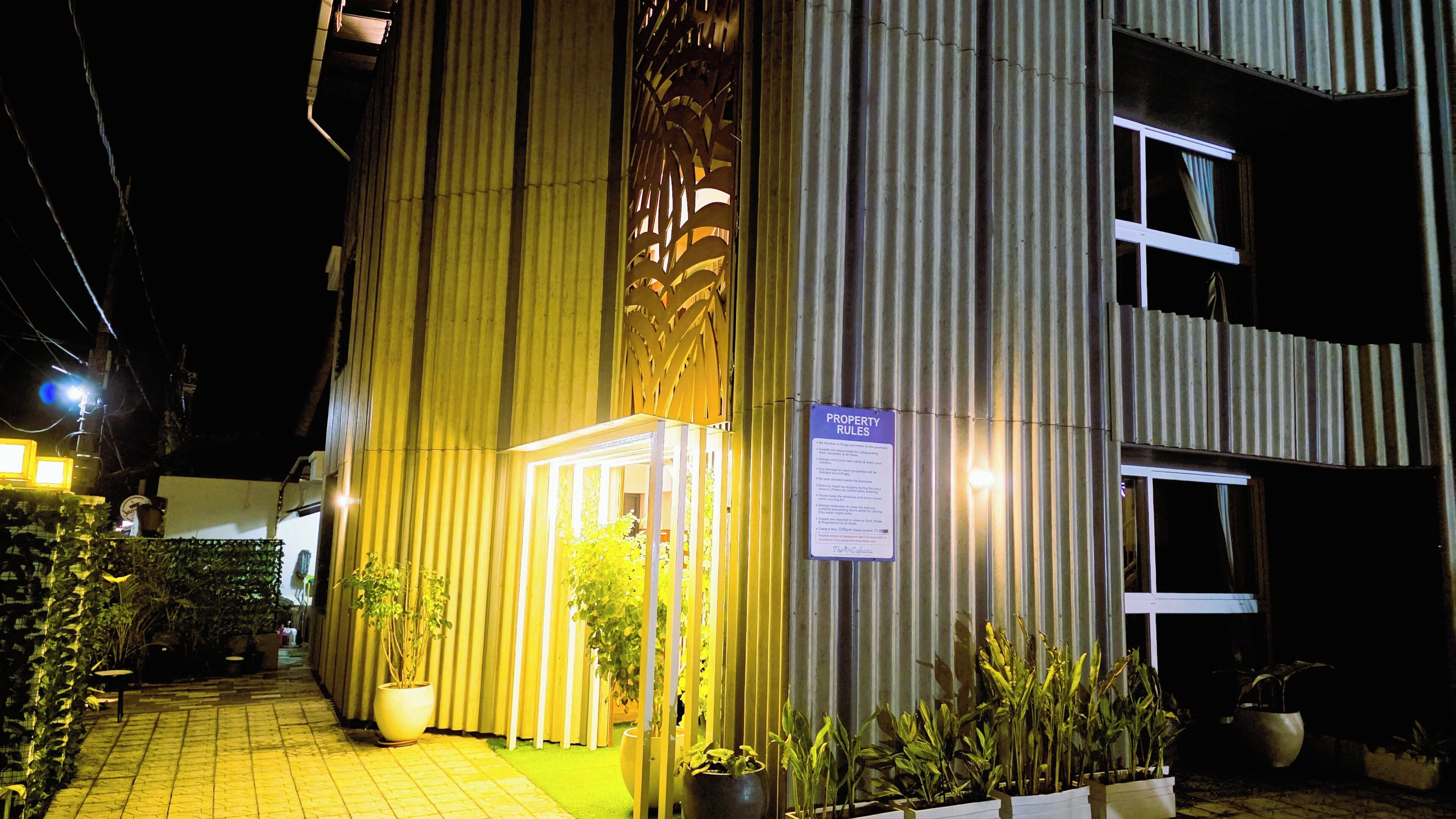 숙박 시설 정면