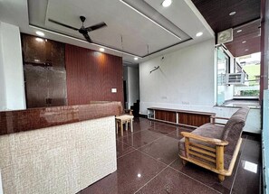 Restaurant - Hotel Kashika Inn Varanasi  (Varanasi)