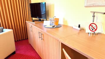 Värdeförvaringsskåp på rummet, individuell inredning och unika möbler