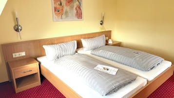 Luxury-Suite, 2 Schlafzimmer, Nichtraucher, Gartenblick | Hochwertige Bettwaren, Daunenbettdecken, Minibar, Zimmersafe