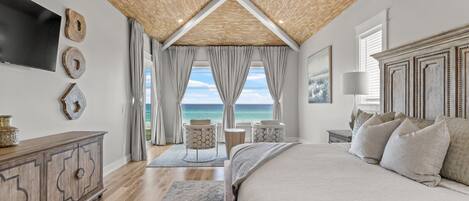 7 soverom, strykejern/-brett, reiseseng for barn og wi-fi (inkludert)