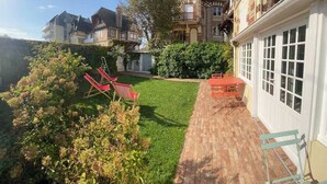 Unclassified image, 4 of 25, button - Le Petit Shamrock - exceptional villa on the beach (Cabourg)
