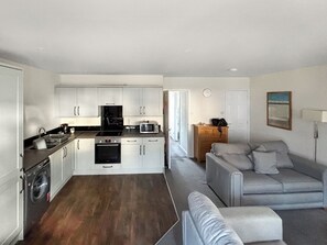 Interior - 1 bedroom accommodation in Tywardreath, near Par (Tywardreath, near Par)