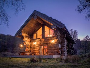 Exterior - 1 bedroom accommodation in Beauly, near Drumnadrochit (Beauly, near Drumnadrochit)