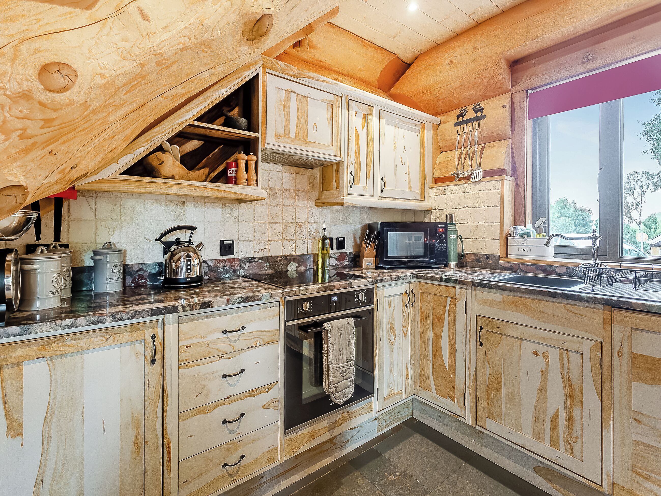 Open plan living space | Cinclus - Eagle Brae, Beauly, near Drumnadrochit