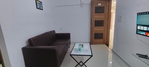 Phòng cơ bản, quang cảnh thành phố | Truy cập Internet không dây miễn phí 