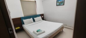 Phòng cơ bản, quang cảnh thành phố | Truy cập Internet không dây miễn phí 