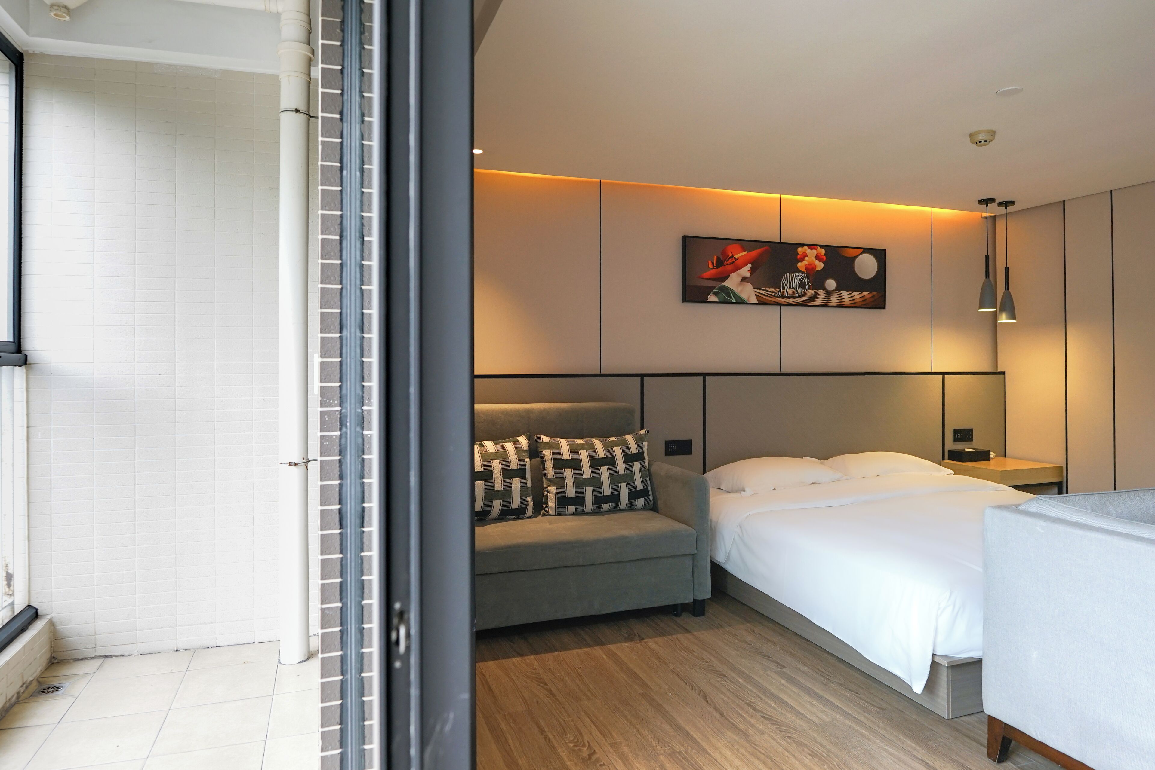 Executive Double Room | Desk, blackout drapes, iron/ironing board, free WiFi