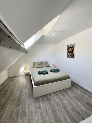 3 bedrooms, desk, iron/ironing board, travel crib - Maison calme missions pro - 2 workspaces - Private parking lot - Valenciennes (Anzin)