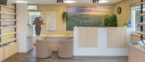 Hus | Lobby