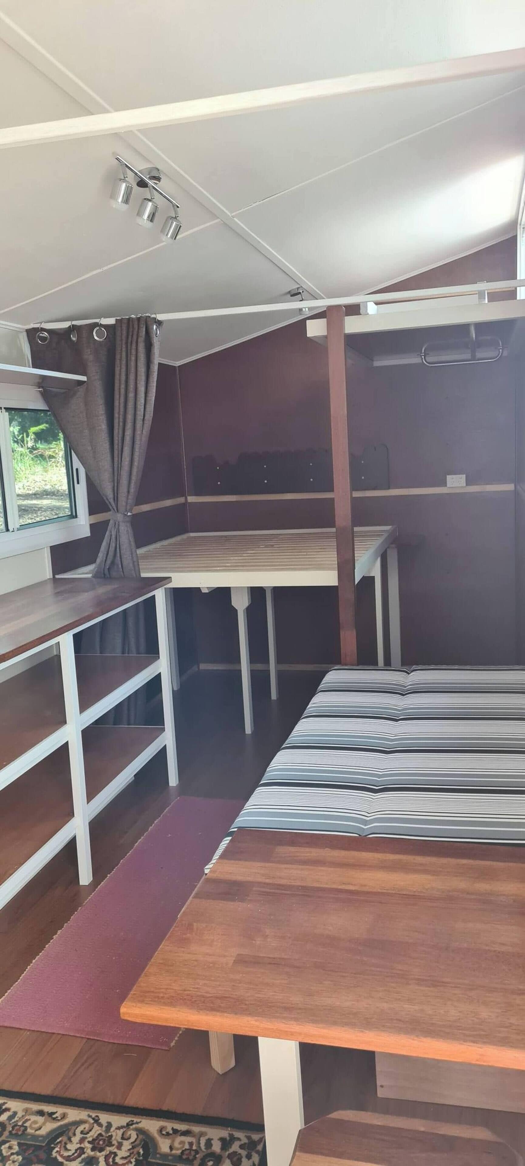 2 bedrooms