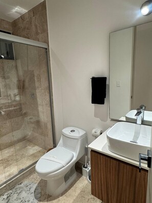 Shower, hair dryer - Beautiful 1 bedroom in Aldea Zama Town Center (Tulum)