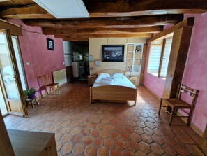 4 Schlafzimmer, Bügeleisen/Bügelbrett, Internetzugang, Bettwäsche