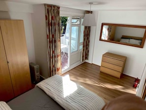 Lejlighed - 2 soveværelser - ryger - balkon | 2 soveværelser