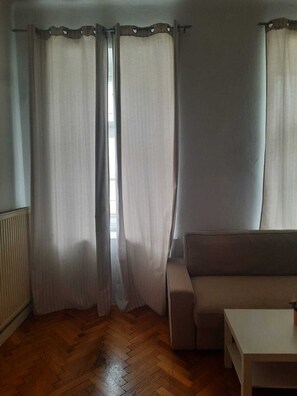 Basic-Apartment | Bügeleisen/Bügelbrett, kostenloses WLAN