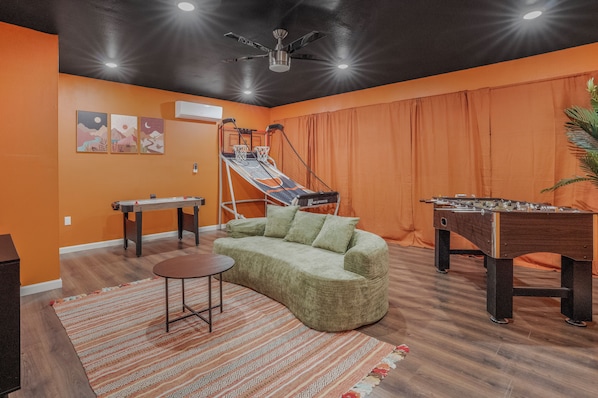 Smart TV - Near Coachella l Pool l Game Room l Movie l Golf (Bermuda Dunes)