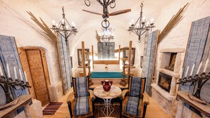 1 bedroom, iron/ironing board, free WiFi, bed sheets - L’Unique – Voûte du XVIIIe & Élégance Incomparable (Goult)