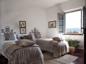Travel cot, free WiFi - Podere Sangiovese, pool and view in Chianti region (Castellina In Chianti)