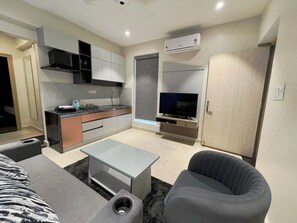 Apartamento standard, sacada, vista para o jardim | Parte interna