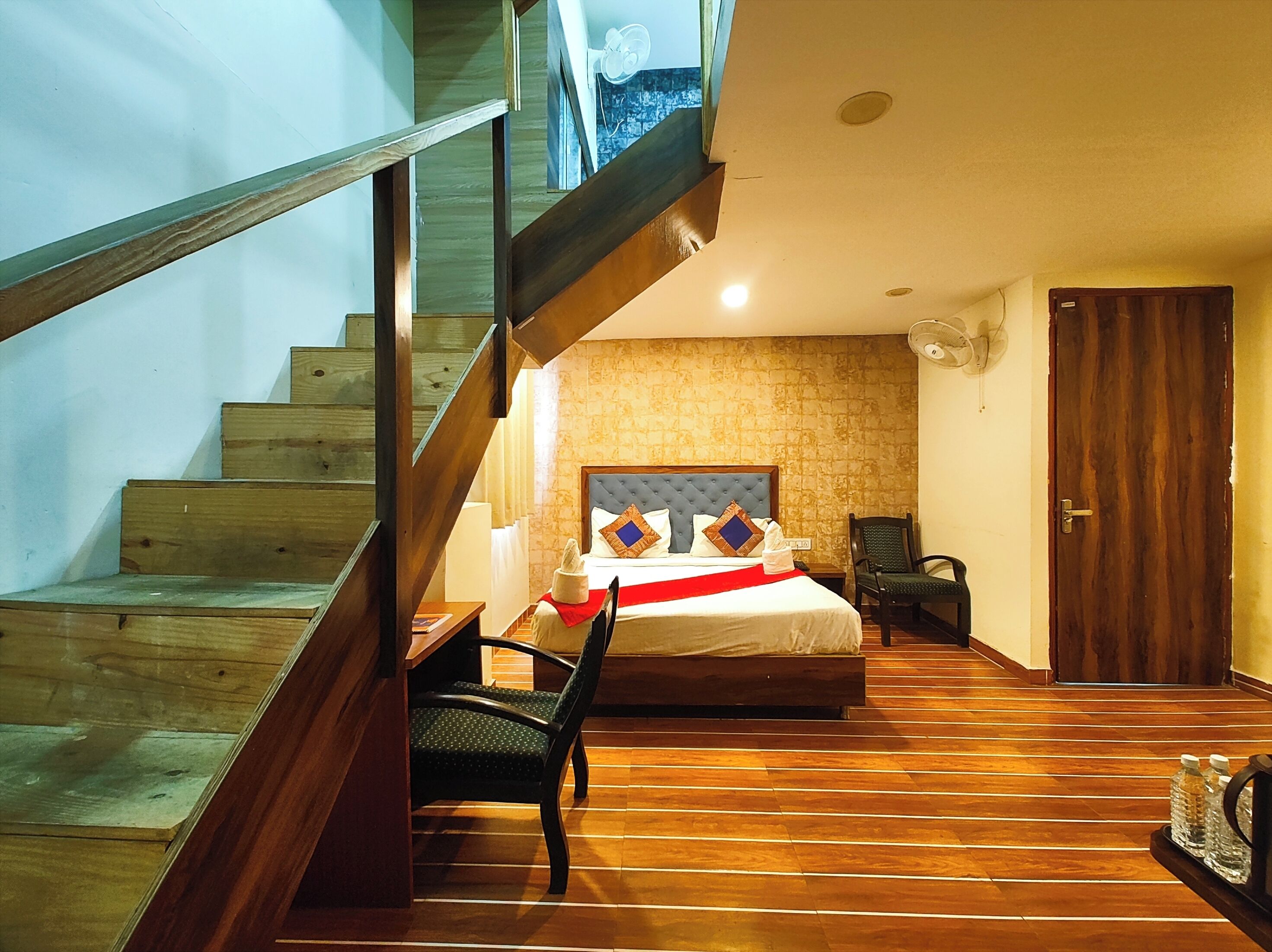 Family Double Room, Air conditioning | Hypo-allergenic bedding, desk, soundproofing, free WiFi