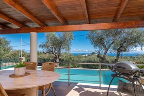 House - Villa Gisele With Private Pool (Zakynthos)