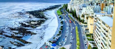 ชายหาด