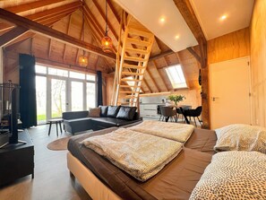 2 bedrooms, iron/ironing board, free WiFi, bed sheets - Farmer shed from 1899 (Zwolle)