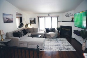 Smart-TV, peis, fotballspill og bøker