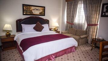 Soundproofing, iron/ironing board, free WiFi