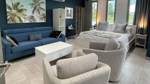 Room - Blue Skies Large Studio Apartment (Aguadilla)