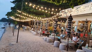 Apartment, 1 Bedroom, Private Pool, Garden View | Dining - Private Swim Up Pool Apartment on Jomtien Beach Pattaya (Pattaya)