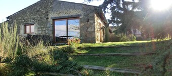3-star Gîte la Ferme de Gurin (Les cèdres)