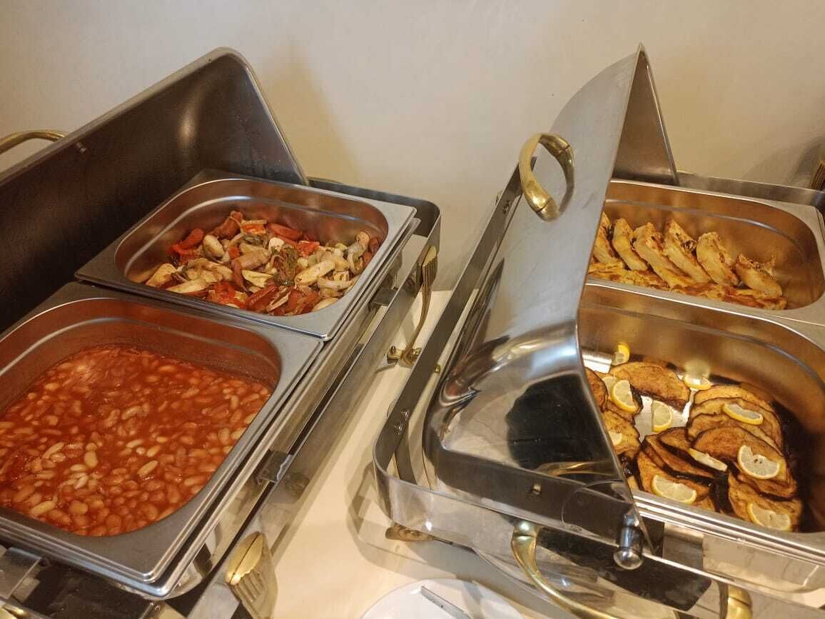 Free daily full breakfast