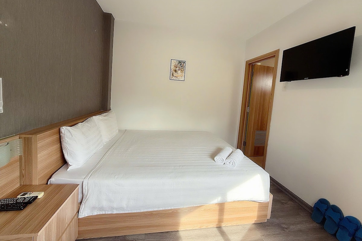 Classic Double Room | Free WiFi