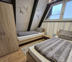 3 bedrooms, iron/ironing board, travel cot, free WiFi - Vacation home MEERLIEBE Comfortable vacation home near the North Sea in Butjadingen (Butjadingen)