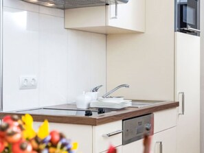 Micro-ondes, lave-vaisselle