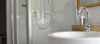 Fully furnished apartment for max. 2 persons in 38259 Salzgitter-Bad