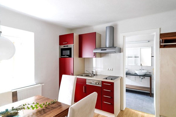 Möbel, Interior Design, Flooring, Küche, Küchengerät, Major Appliance, Countertop, Cabinetry, Holz, Fussboden