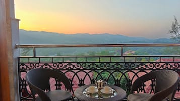 Executive Studio Suite | Balcony