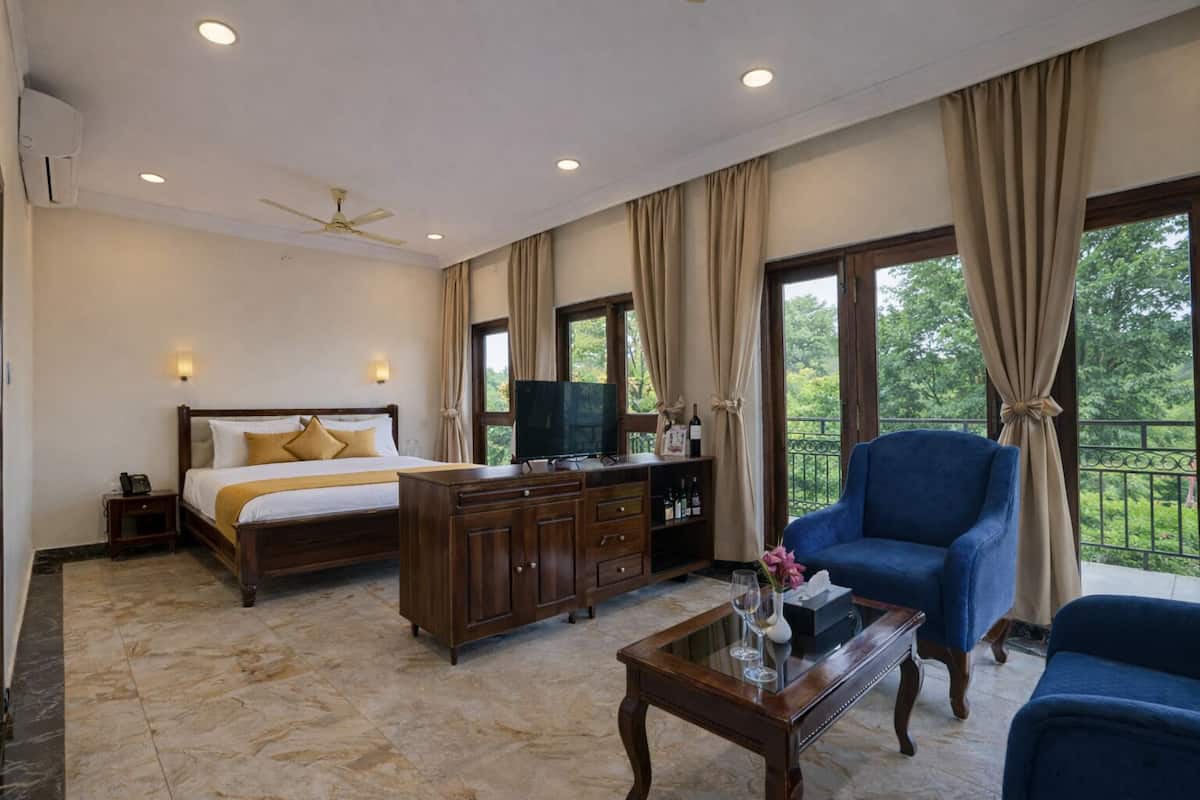 Executive Studio Suite